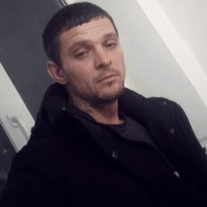 Толя, 29, Озёрск (Калининградская область)