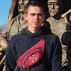 Эмиль, 21, Петровское