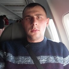 Лев, 26, Пущино