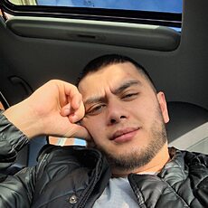 Адам, 25, Осинники