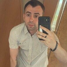 Гена, 30, Нижний Тагил