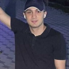 Харитон, 23, Константиновка