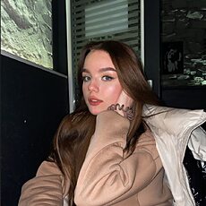 Яна, 25, Александровск (Пермский край)