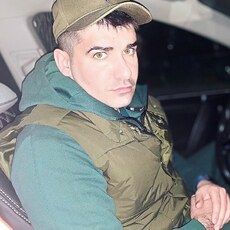 Вадим, 35, Шумиха