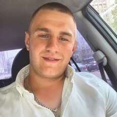 Анатолий, 27, Апатиты