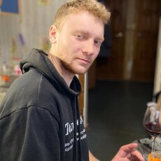 Аркаша, 25, Покровск