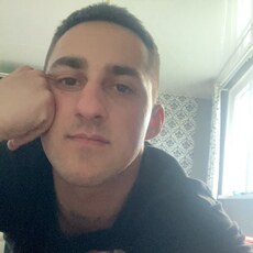 Иосиф, 25, Макушино