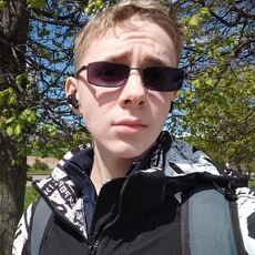 Макс, 19, Щучье