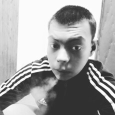 Гриша, 27, Темников