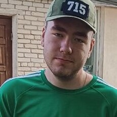 Женя, 21, Новый Уренгой
