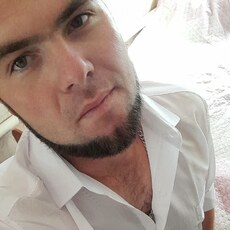 Арсений, 27, Серпухов