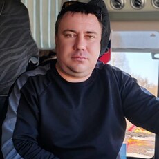 Данила, 39, Приволье