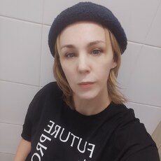 Кристя, 40, Новосибирск