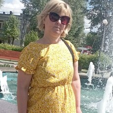 Дина, 44, Усолье