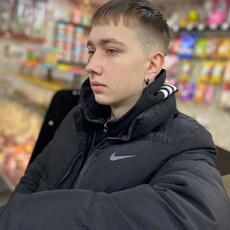 Гоша, 20, Находка