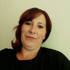 Ира, 32, Волхов