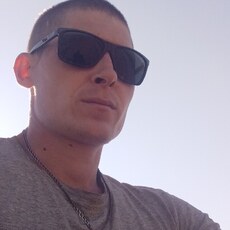 Эдуард, 31, Слюдянка