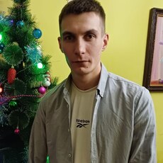 Остап, 25, Байкальск