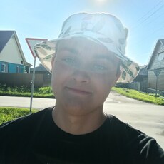 Ратмир, 20, Родинское