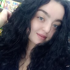 Уля, 40, Льгов