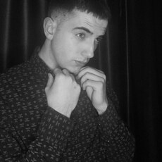Виталий, 22, Малгобек