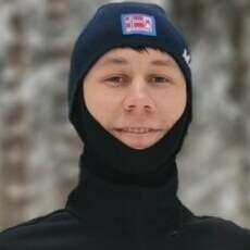 Никон, 27, Саяногорск