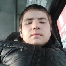 Родион, 20, Саратов