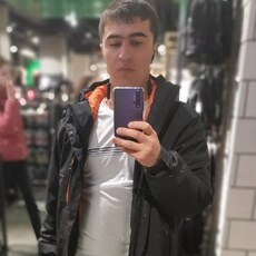 Антон, 29, Мытищи