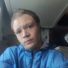 Владлен, 25, Кстово