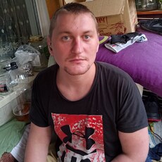 Гоша, 28, Серов