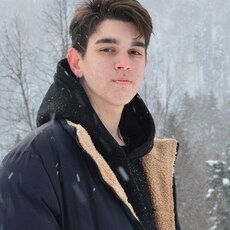 Владлен, 19, Борисоглебск
