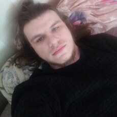 Паша, 26, Алагир