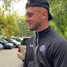 Владлен, 26, Березники