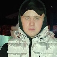 Владимир, 19, Свердловск