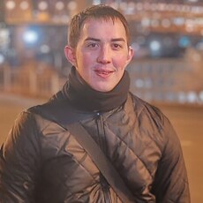 Лёва, 26, Феодосия