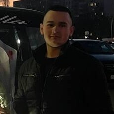 Артёмий, 20, Алушта