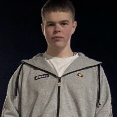 Матвей, 23, Артёмовск (Красноярский край)