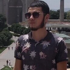 Трофим, 26, Молодогвардейск
