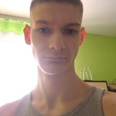 Афаня, 19, Палласовка