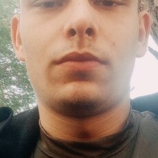 Платоша, 21, Нязепетровск