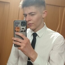 Харитон, 19, Михайловск (Свердловская область)