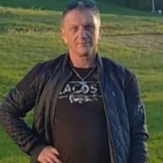 Павел, 49, Свирск