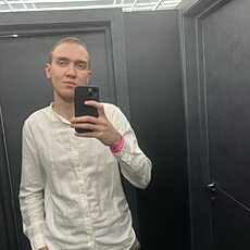 Илюха, 21, Балабаново
