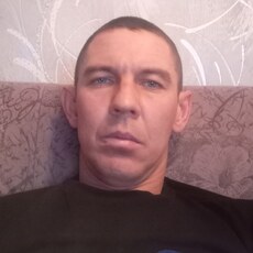 Родион, 40, Новогродовка
