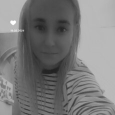 Лина, 25, Красноярск