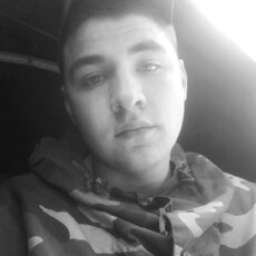 Степан, 23, Междуреченск
