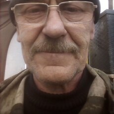 Ярослав, 57, Губаха