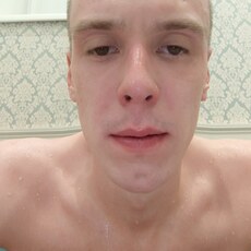Максим, 31, Томари