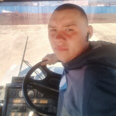 Слава, 20, Любань