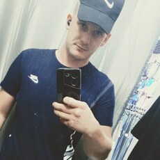 Адам, 28, Горловка